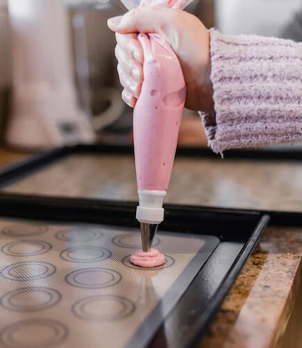 Die Kunst der Macaron-Herstellung