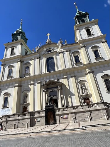 Heilig-Kreuz-Kirche, Warschau