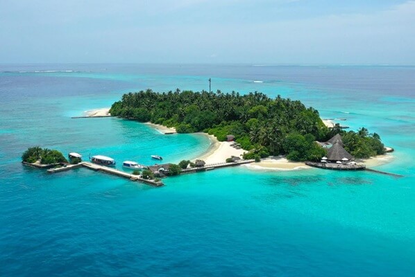 Makunudu Island Maldives